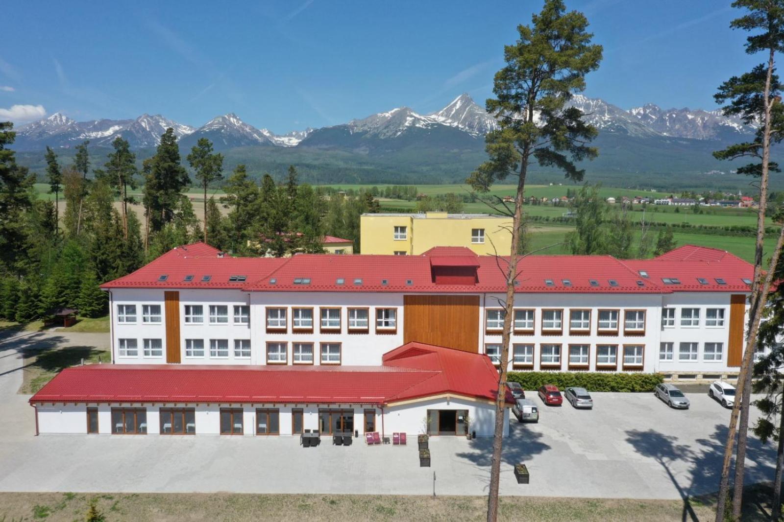 Vysoké Tatry Family Resort Lucivna מראה חיצוני תמונה